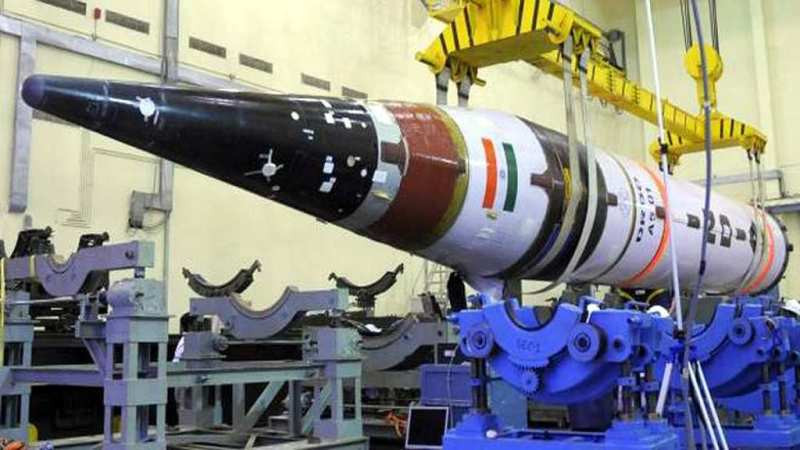 Agni-5 là một tên lửa đạn đạo liên lục địa mang khả năng hạt nhân của Ấn Độ, được phát triển bởi Tổ chức Nghiên cứu và Phát triển Quốc phòng của quốc gia này, khi kho vũ khí của Trung Quốc tạo áp lực cho quốc gia này những năm gần đây.