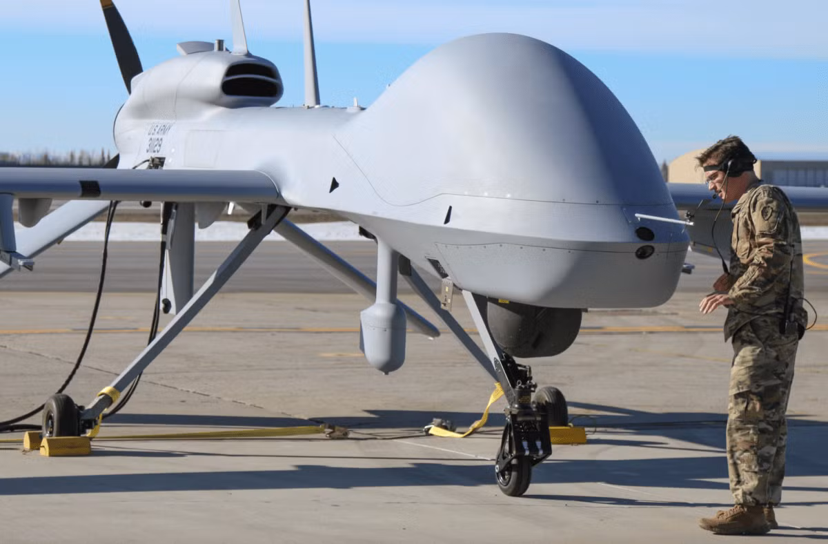 Về MQ-1C Grey, đây là một UCAV cũng do General Atomics của Mỹ phát triển, mẫu máy bay không người lái này đã nhập biên chế Quân đội Mỹ từ năm 2004 – nay.