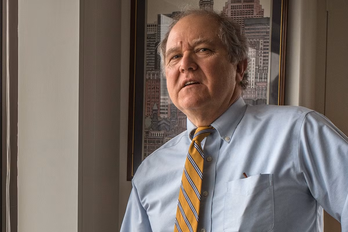 Ông John Sopko, Tổng thanh tra đặc biệt về tái thiết Afghanistan (SIGAR), ông cho biết "Cả Mỹ và các đồng minh Afghanistan của họ đều không thực sự biết có bao nhiêu binh sĩ và cảnh sát Afghanistan sẵn sàng làm nhiệm vụ, hoặc nói rộng ra, bản chất thực sự của khả năng hoạt động của họ".