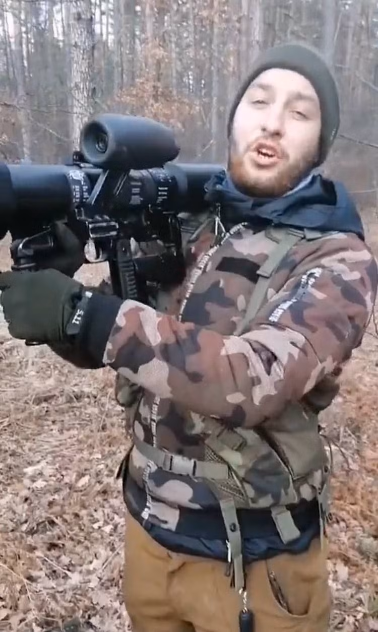 Chính vì vậy, việc các hệ thống tên lửa chống tăng Panzerfaust 3 xuất hiện tại Ukraine lúc này là thực sự cần thiết đối với Quân đội Ukraine, đây như một sự “tiếp sức” cần thiết lúc này, khi họ vẫn đang phải chống lại các đợt tấn công dồn dập từ phía Quân đội Nga. Nguồn ảnh; Truyền thông địa phương tại Ukraine.