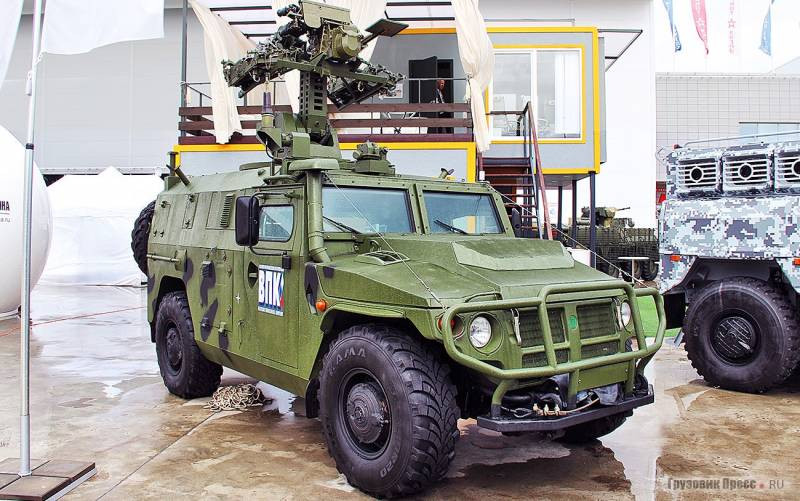 Tất cả những người xuất hiện trên hệ thống phòng không tự hành này sẽ được bảo vệ bởi lớp vỏ giáp của chiếc xe bọc thép, có thể chống lại các loại đạn 5.56mm và 7.62mm, thậm chí là ở khoảng cách 30mm, có thể đánh giá là khá an toàn. Nguồn ảnh: en.topwar.ru.