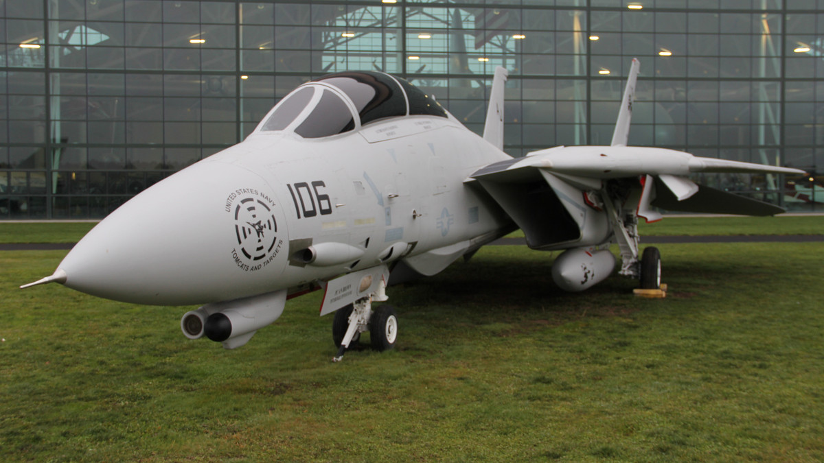 Hiện nay, sau khi được cho “nghỉ hưu non”, chỉ có duy nhất chiếc Top Gun F-14 là còn được sử dụng, nhưng đáng tiếc thay, nó chỉ được giao nhiệm vụ là một vật trưng bày trong bảo tàng.