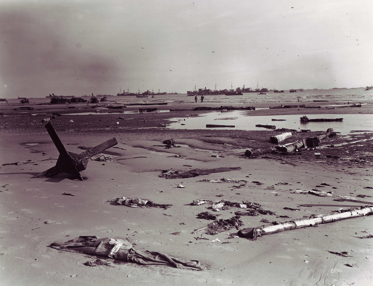 Ngoài ra, Khối Đồng minh còn mất đi biết bao nhiêu khí tài sau Chiến dịch Overload này, chỉ vì hướng tới mục tiêu đánh đuổi hoàn toàn quân Đức Quốc Xã.