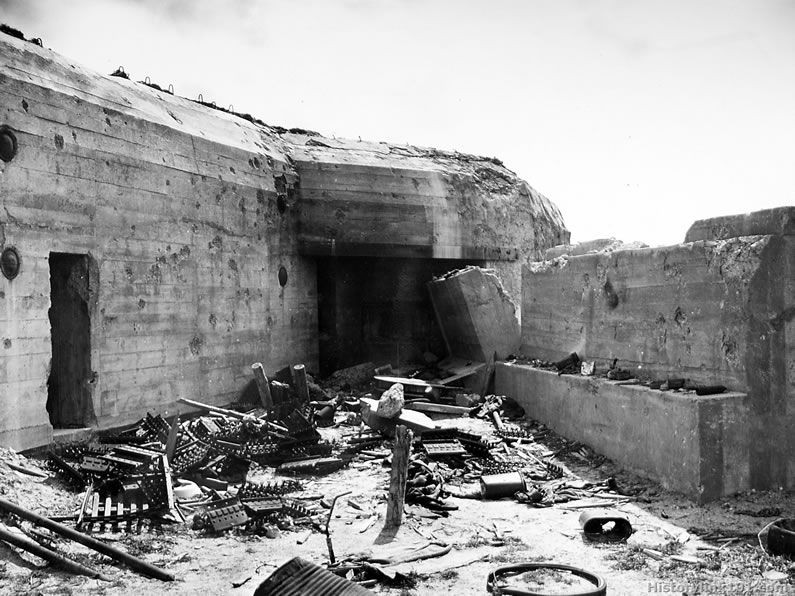 Đương nhiên, để đạt được thắng lợi lần này, dù là Đức Quốc Xã hay Khối Đồng minh đều nhận lại cái giá phải trả nặng nề, không chỉ thiệt hại từ con người, mà còn là về mặt khí tài, tài chính.