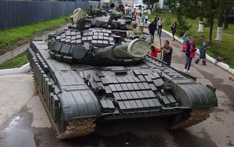 Động cơ điện phụ trợ (APU) này đã xuất hiện ở các xe tăng hiện đại nhất của Nga hiện nay.