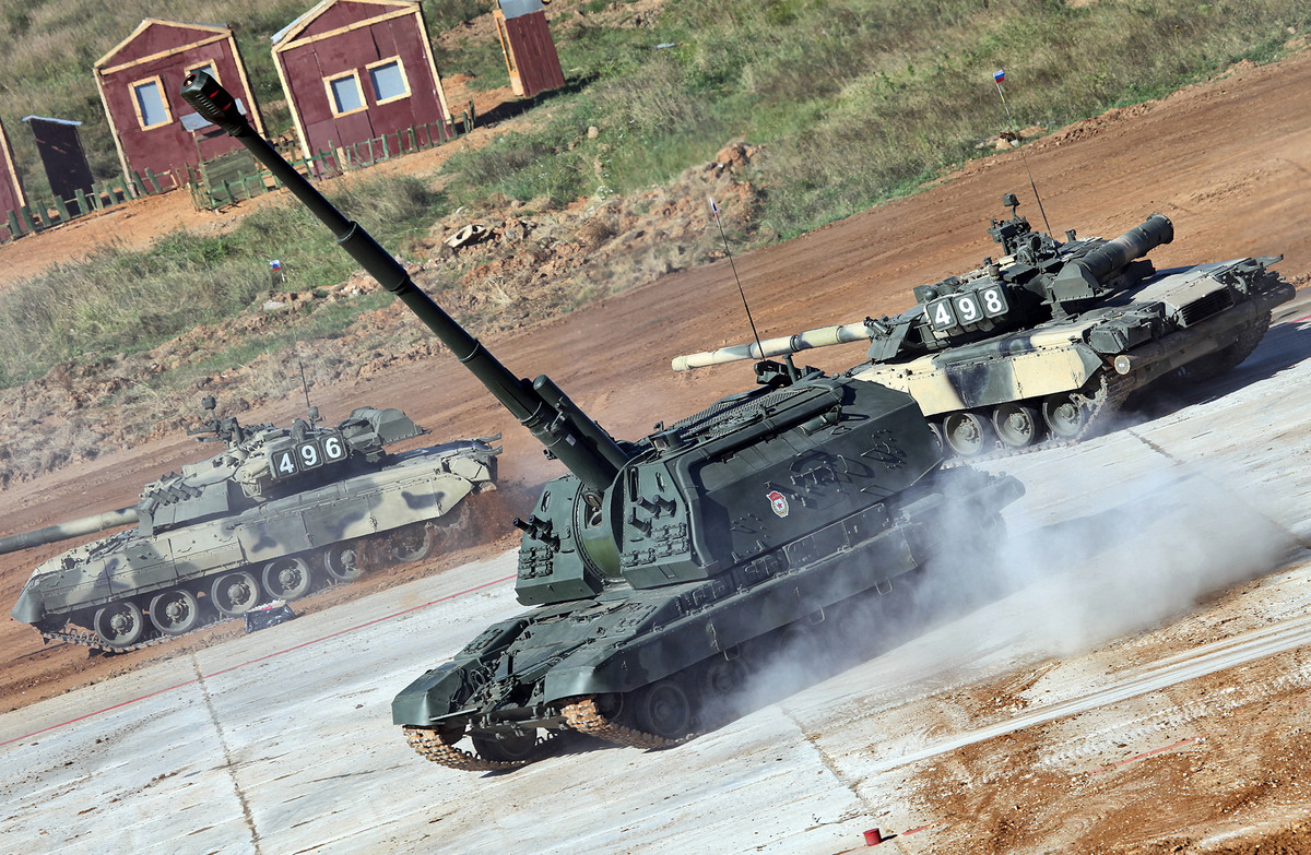 Cùng với đó là tốc độ bắn cao của Msta-S đạt khả năng bắn từ 6-8 viên/phút, với nòng pháo mang khả năng xoay ngang 360 độ, góc nâng dọc đạt từ -4 độ - +68 độ, cơ động cho việc hướng tới mục tiêu ở các khoảng cách khác nhau. Nguồn ảnh: wikimedioc.com.