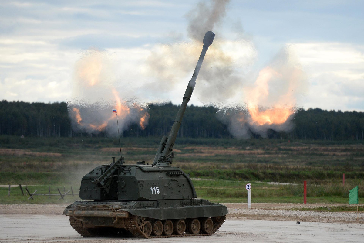 Về tầm bắn, pháo tự hành Msta-S sở hữu tầm bắn xa đạt tới tối đa 29km với đạn trích khí đẩy, nhưng cũng có thể đạt tới 36km nếu sử dụng đạn phản lực, ví dụ như đạn pháo tăng tầm. Nguồn ảnh: ria.ru.