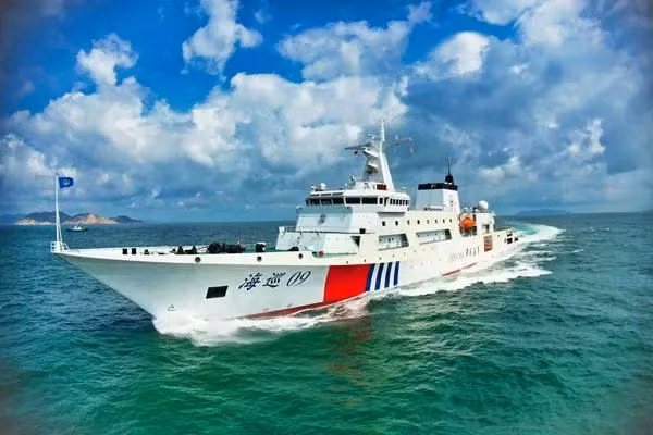 Có thể nói, không có nhiều tàu tuần hải xuất hiện các trang thiết bị và cách bài trí nội thất bên trong xa hoa như vậy.