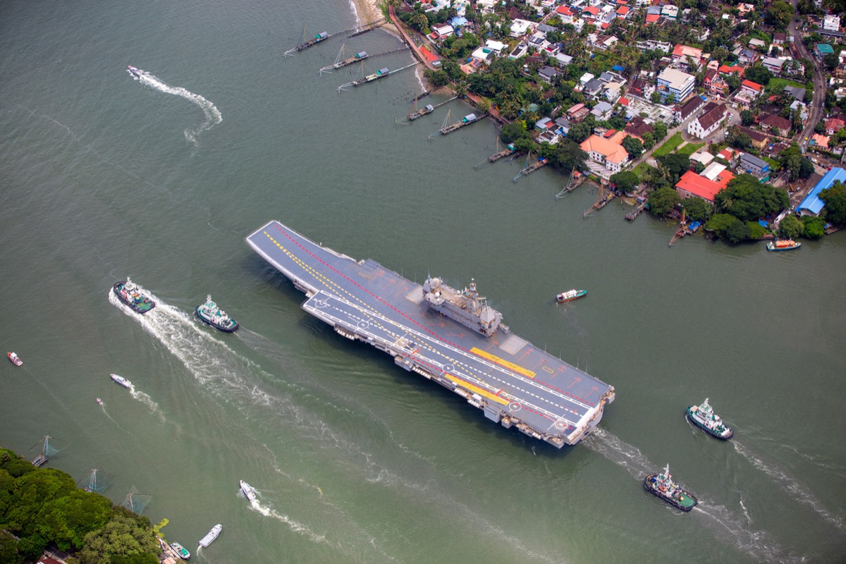 Việc hoàn thành thành công các chuyến thử nghiệm đầu tiên được tiến hành trong bối cảnh đại dịch COVID-19 hoành hành tại Ấn Độ. Hải quân nước này cho biết: "Đây là bằng chứng cho những nỗ lực tận tâm của đông đảo các bên liên quan trong hơn một thập kỷ qua. Đây là một hoạt động quan trọng và sự kiện lịch sử". 