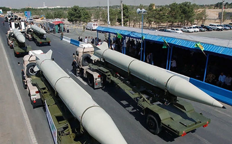 Tên lửa lục địa Sejjil thuộc kiểu tên lửa chiến lược siêu thanh được dẫn đường chính xác. Là một trong những tên lửa đạn đạo tầm trung sử dụng nhiên liệu rắn của Iran.