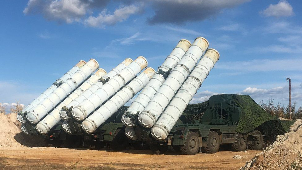 Hệ thống phòng không tên lửa S-300 (tên hiệu Nato là SA-10 Grumble) là một trong loạt thế hệ tên lửa đất đối không ban đầu của Liên Xô, sau này là Nga được sản xuất bởi NPO Almaz. Hệ thống này được dựa trên phiên bản ban đầu là S-300P. Tên lửa S-300 được sản xuất nhằm mục đích chống lại máy bay và tên lửa hành trình dùng trong Lực lượng Phòng không Liên Xô. Dần dần, các biến thể tiếp theo được phát triển để đánh chặn tên lửa đạn đạo.