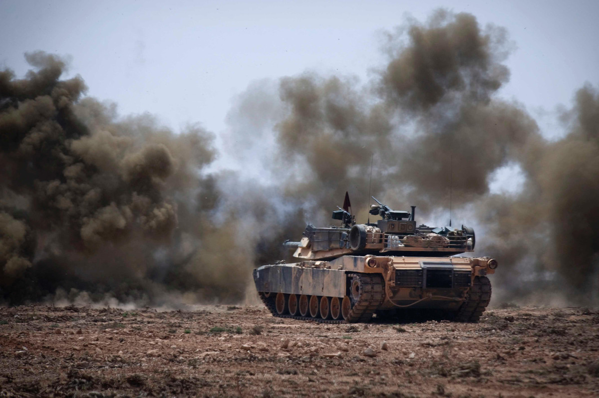 Tuy nhiên, cũng có thể thấy rằng, cục diện chiến trường hiện đại là luôn thay đổi theo thời gian, theo sự đổi mới. Các chiến xa kể trên dù vượt trội nhưng như chúng ta đã thấy, chúng luôn cần nâng cấp. Và sẽ không ngoại trừ trường hợp, chúng sẽ sớm gặp khó khắn và có các dòng chiến xa thế hệ mới tiếp bước chúng trong tương lai, trong danh sách này. Nguồn ảnh: Pinterest.