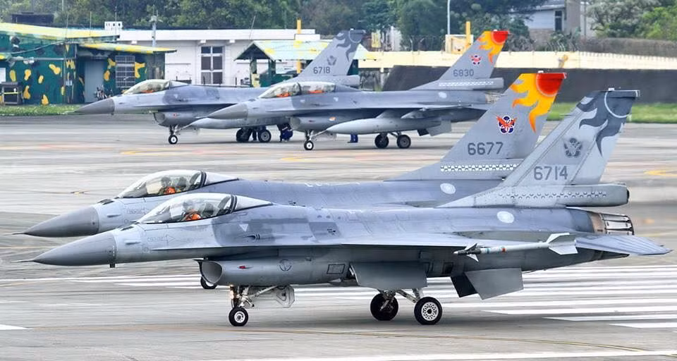 Phi đội F-16V nâng cấp lần này nhập biên cũng là phiên bản hiện đại nhất Đài Loan từng sở hữu, hứa hẹn mang tới nhiều đột phá mới trong bối cảnh tình hình phức tạp hiện tại.