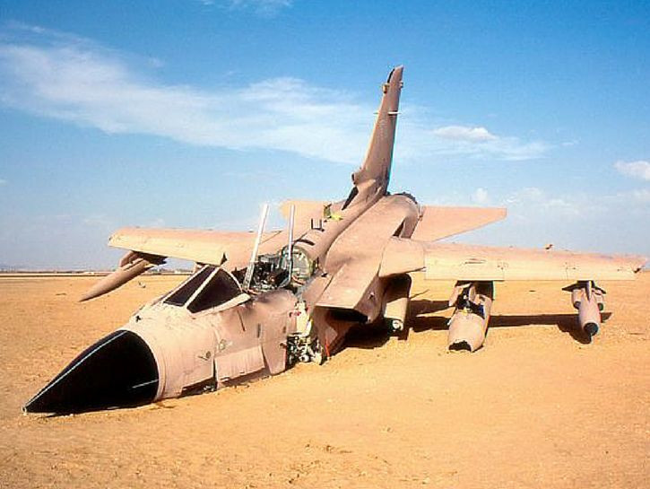 Mặc dù vậy, sau 42 ngày chinh chiến anh dũng, sau hàng nghìn cuộc tấn công đường không, ghi nhận lại tổn thất của liên minh do Mỹ dẫn đầu lại chỉ mất có 75 chiếc máy bay, đặt dấu mốc cho việc chiến dịch quân sự này trở thành chiến dịch đường không thành công nhất lịch sử quân sự thế giới.