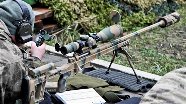 ORSIS T-5000 ra mắt lần đầu tiên vào năm 2011. Loại súng này của Nga có độ chính xác cao đạt nhỏ hơn 0,5 MOA. Ngoài ra về thiết kế của nó, các chi tiết đều thuận tiện cho xạ thủ điều chỉnh, hộp đạn được làm từ nhôm thép chắc chắn.