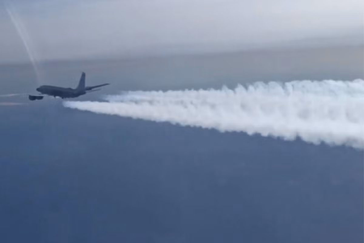 Qua đó có thể thấy rõ rằng, 2 chiến đấu cơ mà Nga sử dụng cho công tác “hộ tống” máy bay trinh sát Mỹ lần này đều là các tiêm kích tối tân đầy mạnh mẽ, quả không lạ lắm khi có một pha “tranh giành”, khi mà cả 2 đều cảm thấy mình “dư sức” để đối phó với các máy bay trinh sát Mỹ.