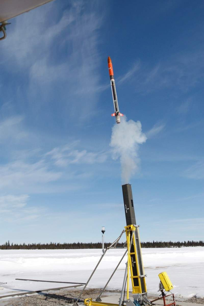 CAMM sở hữu tầm bắn gấp tới 3 lần so với hệ thống phòng không cũ của Vương Quốc Anh, và có thể phóng đầu đạn tên lửa của mình với vận tốc cao, đạt tối đa lên tới 2.300km/h. Nguồn ảnh: keywwordbasket.com.