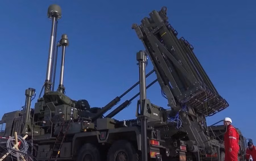 Về các thành phần chính của Sky Sabre, hệ thống tên lửa đối không này của Vương Quốc Anh có 3 thành phần chính, được phân bổ hợp lý trong không gian chiến đấu 15km. Nguồn ảnh: imag.one.