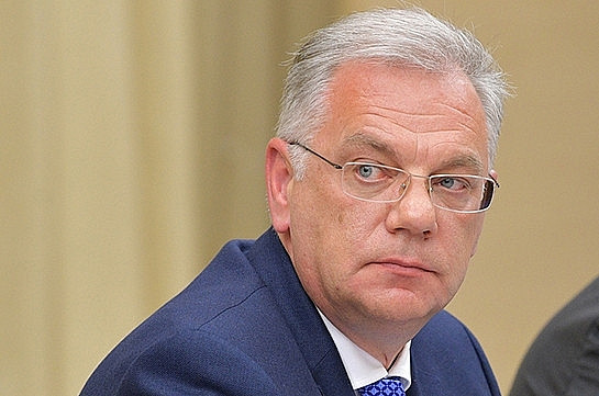 “Giờ là lúc chúng ta được chứng kiến kỉ nguyên của drone và robot chiến trường. Việc sử dụng càng thường xuyên những thiết bị này càng làm tăng nhu cầu mua sắm, sở hữu các loại vũ khí có khả năng hủy diệt chúng, cùng với đó là nhu cầu về các hệ thống tác chiến điện tử”, ông Shugayev giải thích.