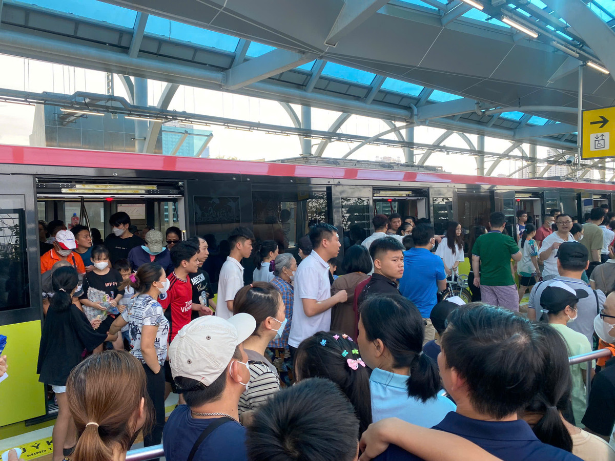 Tuyến metro này được kỳ vọng sẽ góp phần giảm ùn tắc giao thông cho Thủ đô.