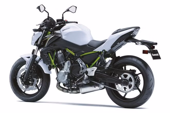 Ra mắt lần đầu tại triển lãm Intermot 2016 và EICMA 2016, việc cập bến thị trường Đông Nam Á với giá bán vô cùng hấp dẫn đã nhanh chóng thu hút sự quan tâm lớn của nhiều người chơi xe tại đây.