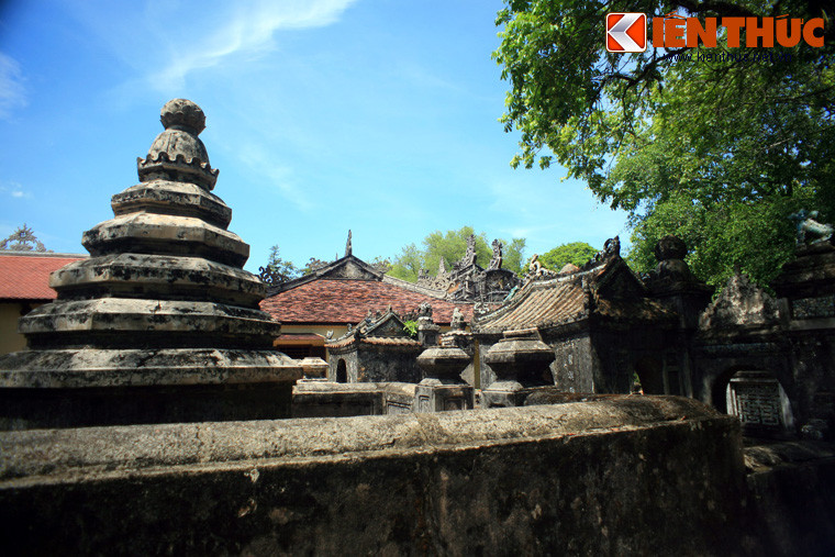 Các tháp mộ này có niên đại từ khoảng nửa sau thế kỷ 19 đến đầu thế kỷ 20.