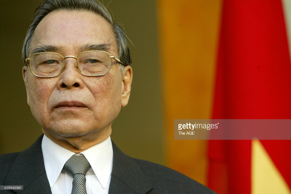 Bức chân dung củaNguyên Thủ tướng Phan Văn Khải trong chuyến thăm Australia ngày 5/5/2005, được phóng viên hãng tin The Age thực hiện tại thủ đô Canberra.