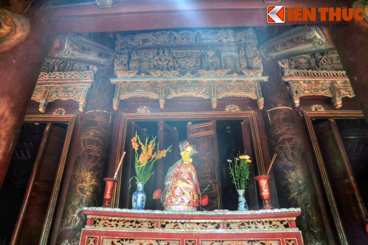 Lễ hội đền Vua Đinh diễn ra từ ngày 8 - 10 tháng 3 Âm lịch, thu hút rất đông khách thập phương về tham dự.