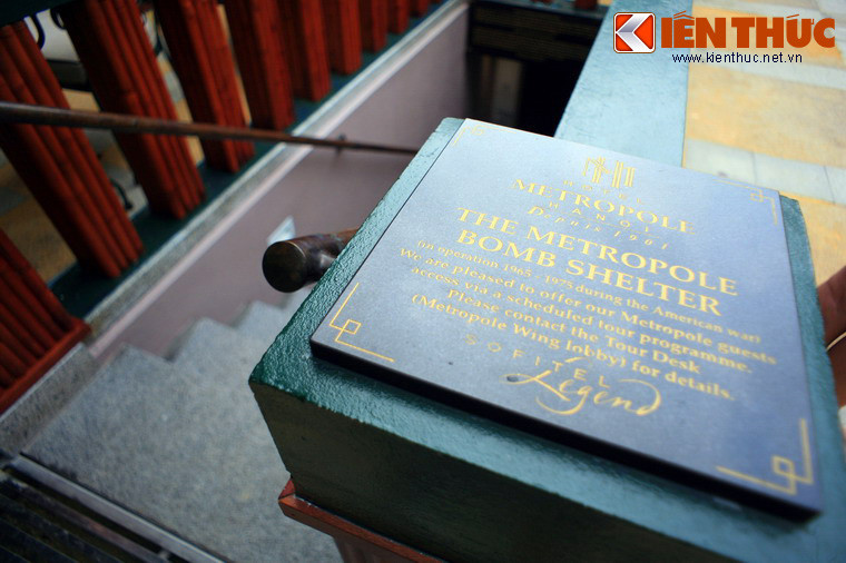 Khai trương năm 1901, Sofitel Legend Metropole Hà Nội là khách sạn lâu đời và sang trọng bậc nhất Thủ đô. Ngày nay, khách sạn này còn là nơi lưu giữ một khu hầm trú bom - di tích lịch sử đặc biệt.