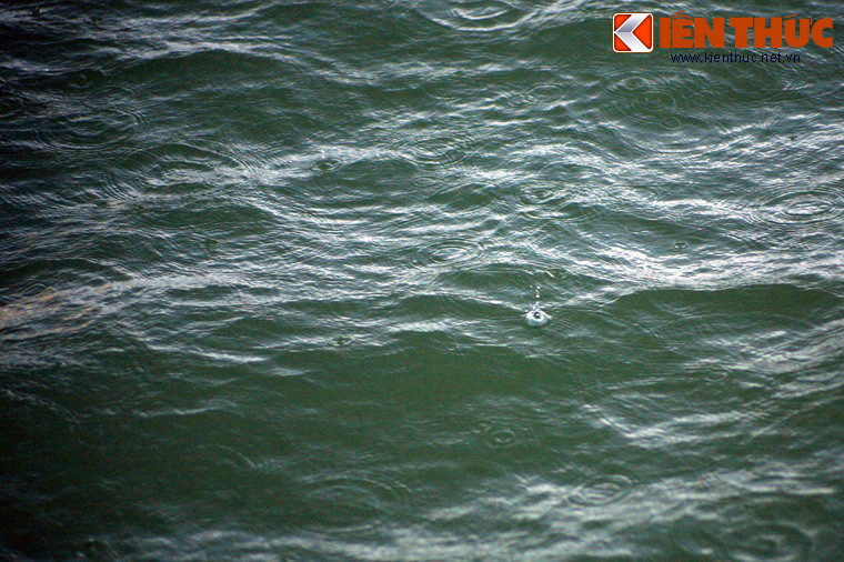 Ngược dòng lịch sử, vào đầu năm 1785, nhận lời cầu viện của chúa Nguyễn Phúc Ánh, hàng vạn quân Xiêm La (Thái Lan ngày nay) đã rầm rộ kéo sang Việt Nam, rồi theo đường thủy tấn công căn cứ quân Tây Sơn ở Mỹ Tho bằng hàng trăm chiến thuyền lớn.