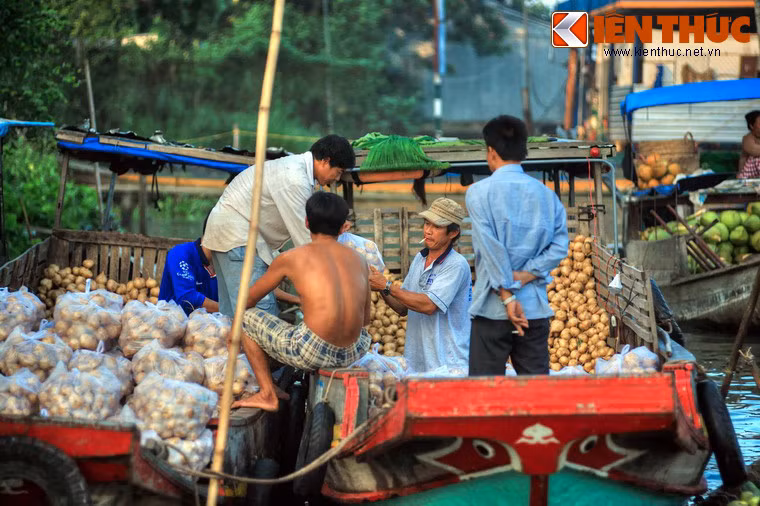 Đến cuối thế kỷ 20, nơi đây đã trở thành một những khu chợ đầu mối lớn nhất khu vực Nam Bộ.