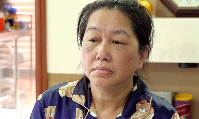 Vụ án nổi tiếng khác, Công an An Giang đã bắt giữ bà trùm buôn lậu 'Mười Tường' Nguyễn Thị Kim Hạnh, kẻ cầm đầu đường dây vận chuyển 51kg vàng qua biên giới. Liên quan vụ án này, nhiều đàn em và các đối tượng liên quan đã bị khởi tố, bắt giam. Đường dây vận chuyển 51kg vàng qua biên giới trái phép, được Công an tỉnh An Giang phát hiện, triệt phá vào tháng 10/2020, chỉ ít tháng sau khi đại tá Đinh Văn Nơi về giữ chức vụ Giám đốc Công an tỉnh này. Đây cũng là vụ án được Ban Chỉ đạo Trung ương về phòng chống tham nhũng, thống nhất bổ sung vào diện theo dõi và chỉ đạo. 