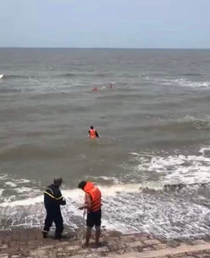 Hai “anh hung doi thuc” xa than, cuu nguoi dip Gio To Hung Vuong