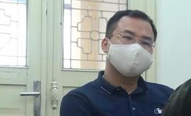  Khởi tố, bắt giam Facebooker Đặng Như Quỳnh: Ngày 14/4, Cơ quan ANĐT Bộ Công an đã ra khởi tố bị can, Lệnh tạm giam Đặng Như Quỳnh về tội “Lợi dụng các quyền tự do dân chủ xâm phạm quyền, lợi ích hợp pháp của tổ chức, cá nhân" quy định tại Điều 331 Bộ luật Hình sự. Quỳnh bị bắt khẩn cấp vào ngày 12/4 do có hành vi: đăng tải các thông tin không đúng sự thật trên mạng xã hội Facebook có hàm ý một số cá nhân là đại diện của các công ty đang niêm yết trên sàn chứng khoán sắp bị bắt, xử lý hình sự, gây ảnh hưởng tiêu cực đến thị trường chứng khoán, làm thiệt hại về kinh tế, uy tín của tổ chức, cá nhân và nhà đầu tư. 