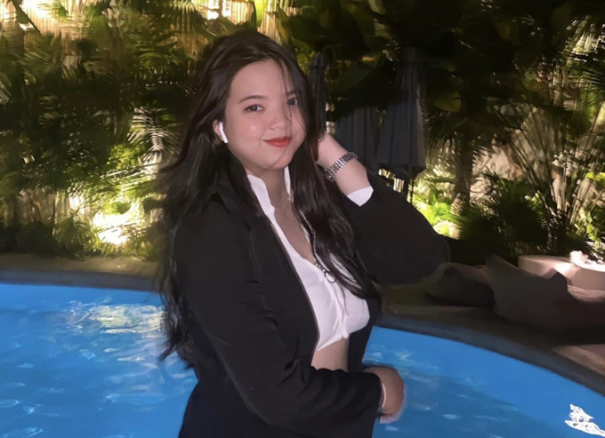 Tháng 11/2021, Vy lên mạng tìm đọc thông tin, cách thức hoạt động của các đường dây mua bán dâm từng bị bắt. Sau đó học hỏi, Vy tự lập những nhóm kín trên Zalo và Telegram để tuyển chọn và cung cấp gái bán dâm dưới hình thức Sugar Baby - Sugar Daddy trên địa bàn TP HCM và các tỉnh thành lân cận. 