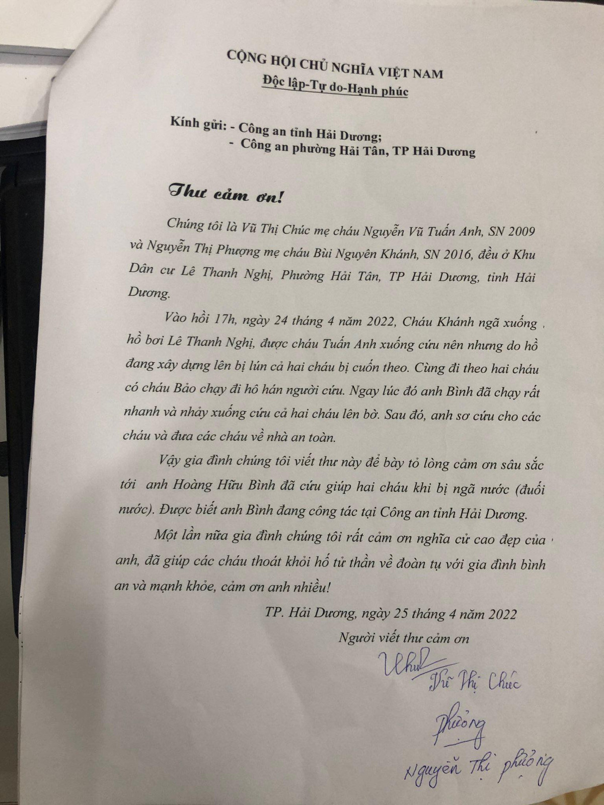 Hai Duong: Di dao, thieu ta cong an kip thoi cuu 2 be duoi nuoc-Hinh-3