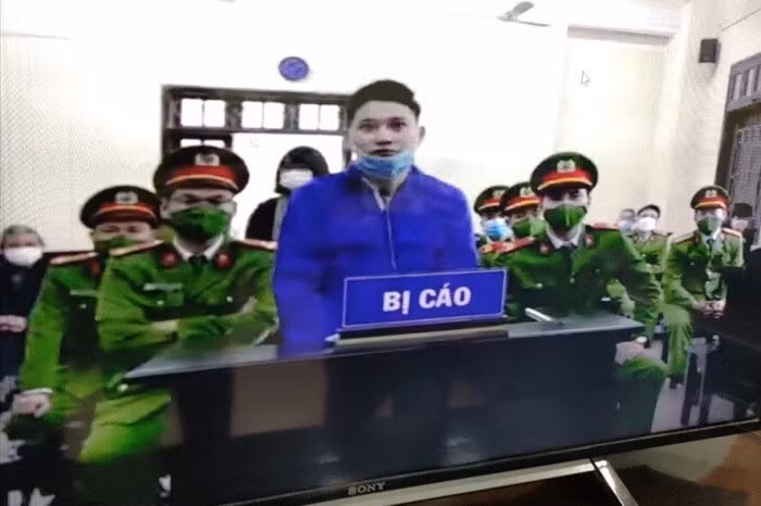 Sau phiên tòa sơ thẩm, 2 vợ chồng Cao Tài Năng, Vũ Thị Mừng và cả gia đình bị hại đều đã có đơn kháng cáo. Trong đơn kháng cáo, bị cáo Năng xin giảm nhẹ hình phạt về tội giết người, xâm phạm thi thể, hài cốt và cho rằng mình không phạm tội cướp tài sản. 