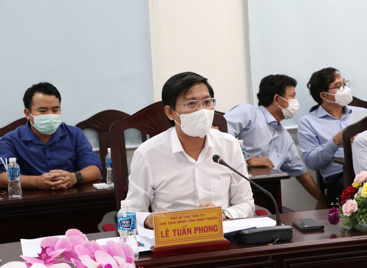 Ngày 18/1/2021, ông Phong được HĐND tỉnh Bình Thuận - khóa X bầu giữ chức vụ Chủ tịch UBND tỉnh Bình Thuận, nhiệm kỳ 2016 - 2021. 