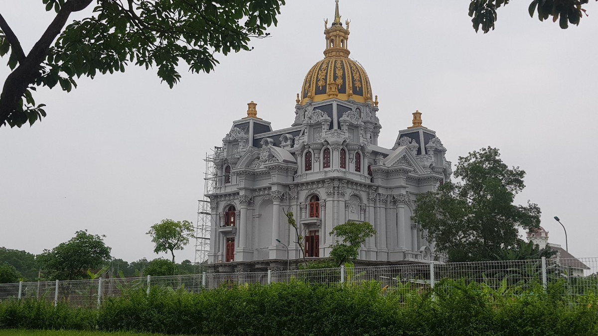 Được biết, chủ công trình này là một đại gia Hải Dương trong ngành sản xuất thạch rau câu.