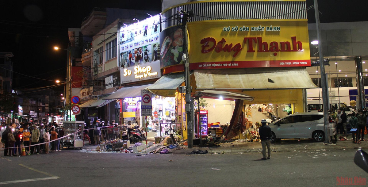 Nếu không bị xử lý hình sự, tài xế này sẽ bị xử lý hành chính với mức phạt rất nặng. Ngoài ra cũng phải chịu trách nhiệm bồi thường thiệt hại cho tiệm bánh mì và chi phí khám chữa bệnh cho những người bị thương.