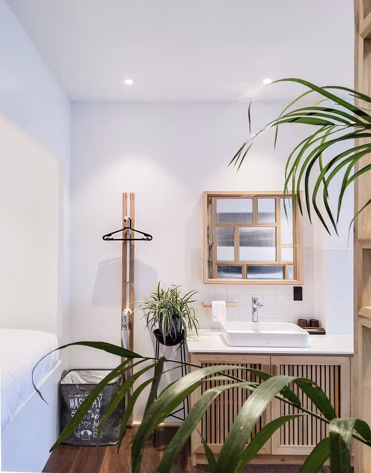 Nhung can ho sieu nho mang phong cach Muji day du tien nghi, xin nhu khach san-Hinh-11