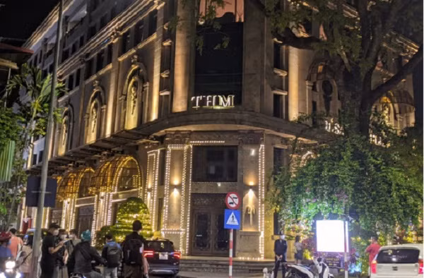 Thu tuong chan chinh hoat dong thi truong trai phieu doanh nghiep va dau gia dat