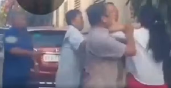 Hành vi này không chỉ xâm phạm đến sức khỏe, danh dự nhân phẩm của công dân mà còn gây mất an ninh trật tự. Bởi vậy, tùy vào hậu quả xảy ra mà những người vi phạm sẽ bị phạt hành chính hoặc bị truy cứu trách nhiệm hình sự. Trường hợp có thương tích xảy ra hoặc hành vi ảnh hưởng nghiêm trọng đến danh dự nhân phẩm của người khácm căn cứ vào quy định tại điều 155 bộ luật tố tụng hình sự, khi có đơn đề nghị xử lý của nạn nhân thì cơ quan điều tra có thể xem xét xử lý hình sự về tội cố Ý gây thương tích, tội làm nhục người khác theo quy định của pháp luật.