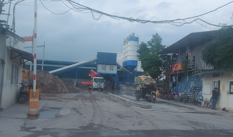 Phuc Tho - Ha Noi: Su dung dat sai muc dich, moc len tram tron be tong khong phep?-Hinh-3