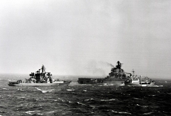 Tới năm 1999, các thủy thủ đã thiệt mạng cùng thiết giáp hạm Novorossiysk vào năm 1955 đã được trao tặng Huân chương Dũng cảm.