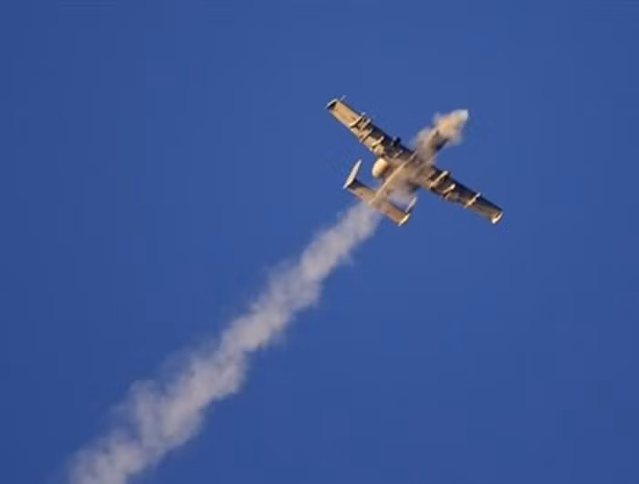 Không quân Mỹ đang điều tra nguyên nhân sự cố, cho biết vụ đánh rơi vũ khí là tình huống đơn lẻ và không đòi hỏi áp lệnh cấm bay với toàn bộ cường kích A-10 tại Hàn Quốc. "Tuy nhiên, chỉ huy Không đoàn số 51 đã lập tức áp dụng thêm nhiều biện pháp để giảm nguy cơ tái diễn sự cố trong tương lai", de La Fe cho hay.