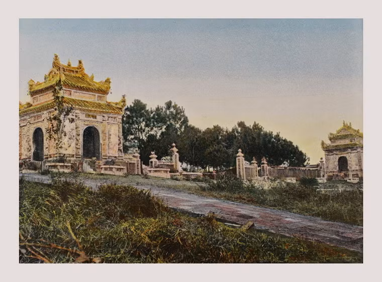 Lăng vua Đồng Khánh ở Cố đô Huế.