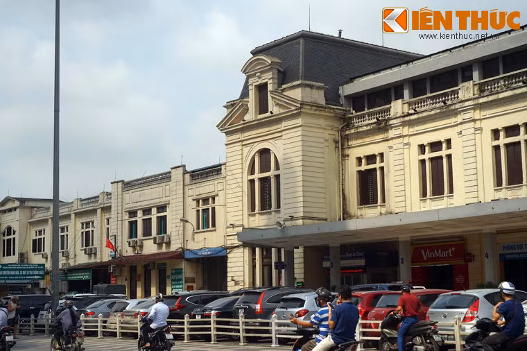 Theo đánh giá của giới kiến trúc đô thị, ga Hà Nội là một trong những công trình quan trọng nhất trong việc tạo điểm nhấn cho quy hoạch Hà Nội giai đoạn nửa đầu thế kỷ 20.