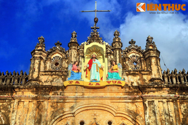 Được biết, Hội đồng linh mục giáo phận Bùi Chu đã họp bàn vấn đề này trong nhiều năm và đi đến quyết định hạ giải nhà thờ. Về mặt thủ tục hành chính, họ đã hoàn tất thủ tục.