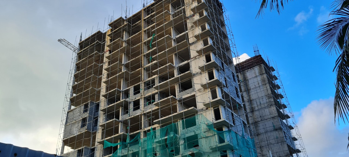 Từng đổi chủ nhiều lần, tuy nhiên, chủ nhân nổi tiếng nhất của dự án lại gắn liền với Phan Văn Anh Vũ (Vũ "nhôm").